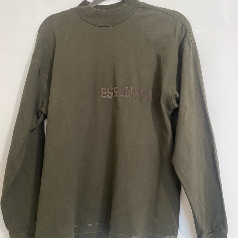Essentials Men's Forest Green Long Sleeve Tee